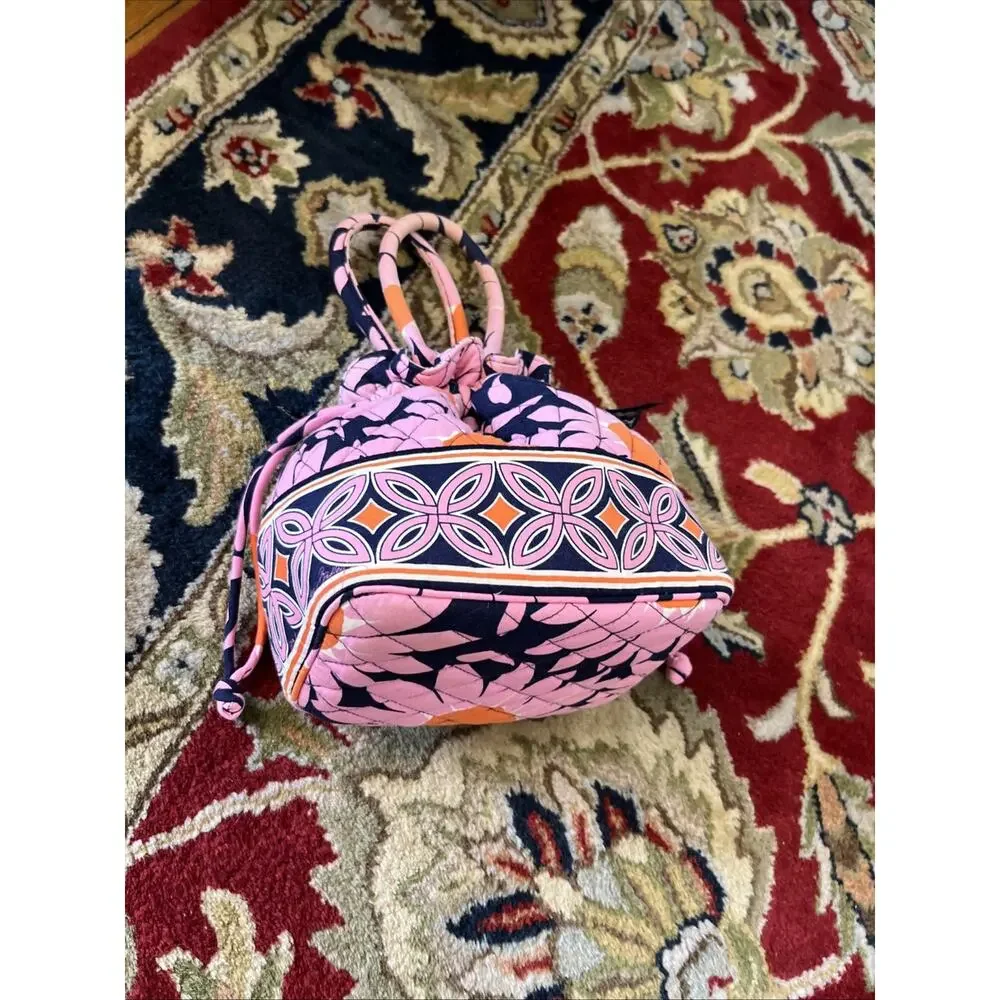 Vera Bradley Quilted Pink Floral Cinch Drawstring Handbag Bucket Bag Shoulder